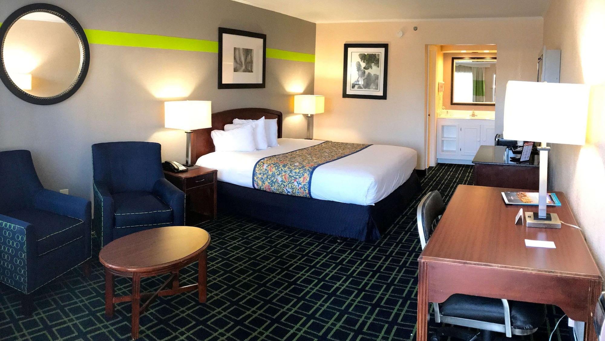 Magnuson Hotel Virginia Beach Bagian luar foto