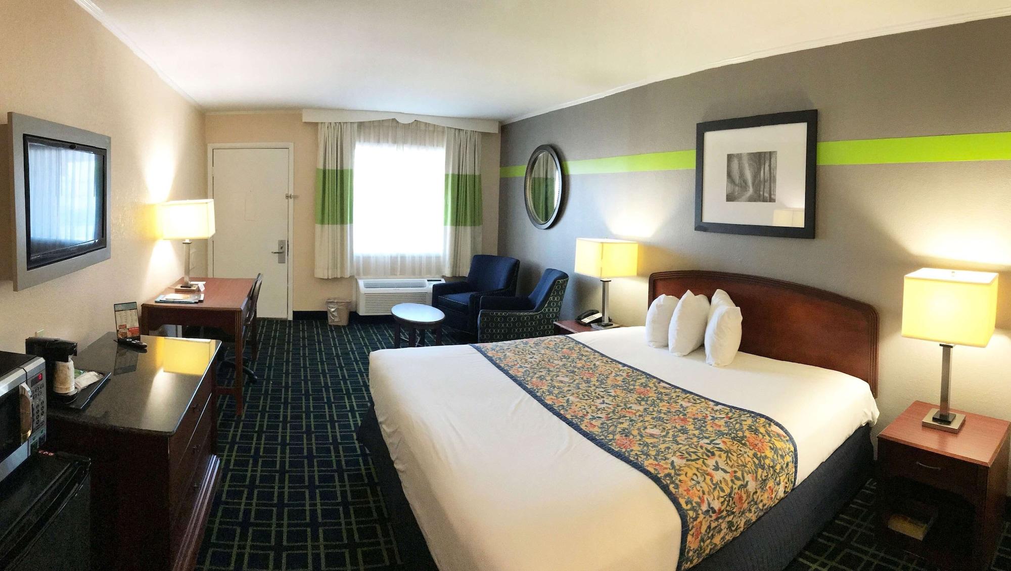 Magnuson Hotel Virginia Beach Bagian luar foto