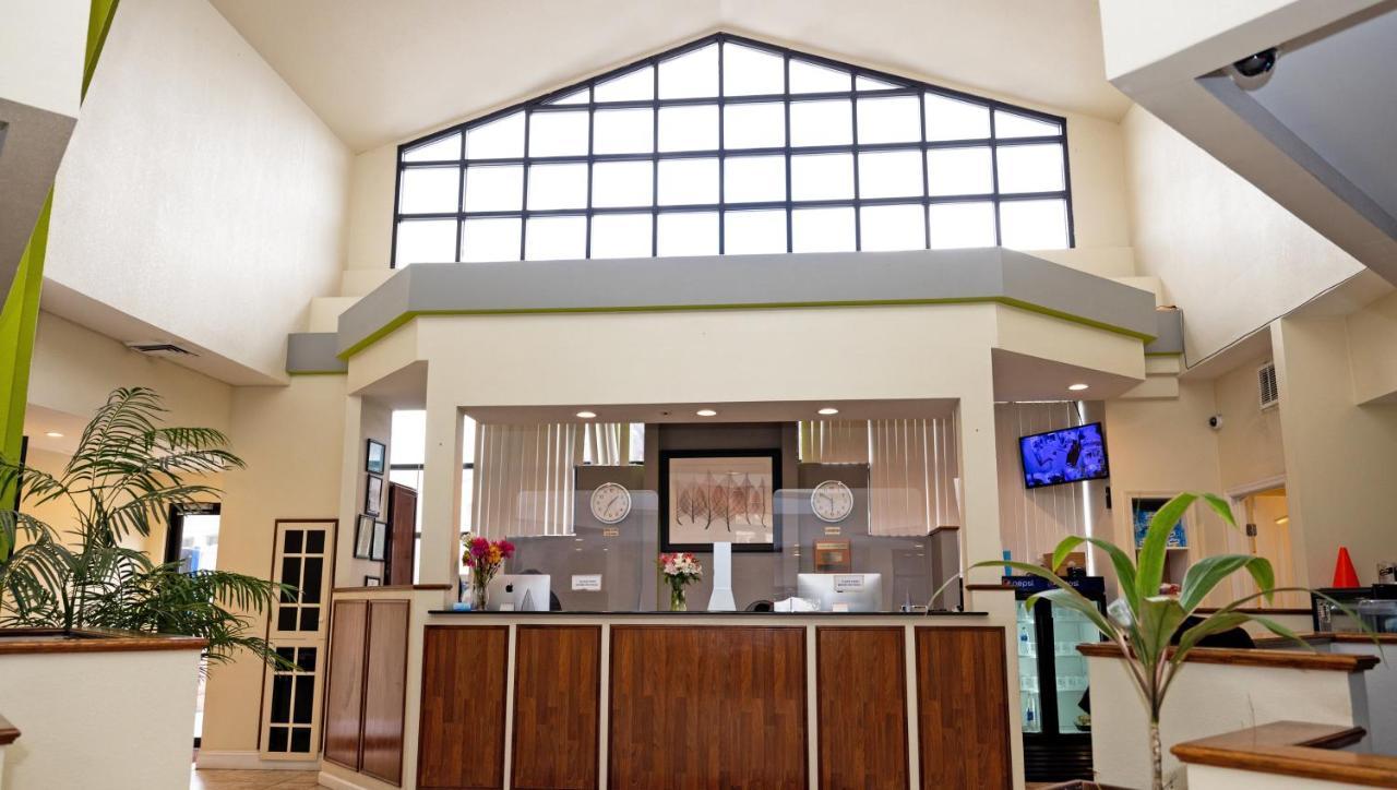 Magnuson Hotel Virginia Beach Bagian luar foto