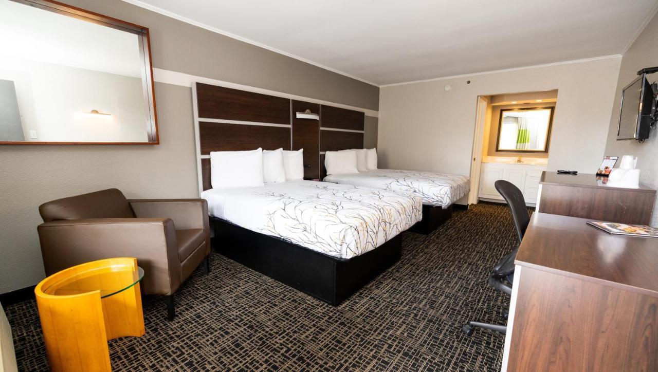 Magnuson Hotel Virginia Beach Bagian luar foto