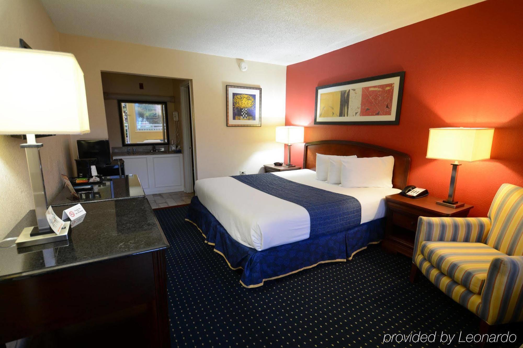 Magnuson Hotel Virginia Beach Bagian luar foto