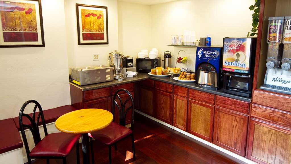 Magnuson Hotel Virginia Beach Restoran foto